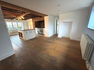 Photo 11- click for photo gallery